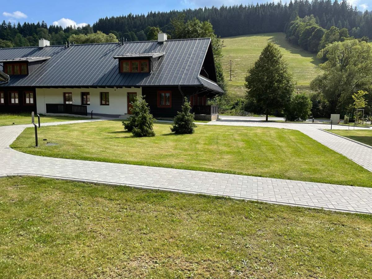 Apartmany Neta Velke Karlovice, Polansky Dvur Exterior photo